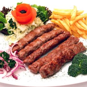 Ćevapi 370 rsd Ćevapi