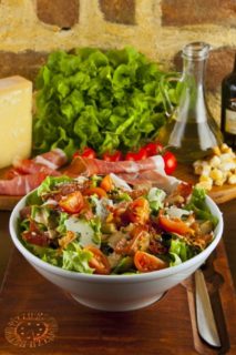 Caesar salad Botako picerija delivery
