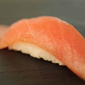 Maguro 150 din. Maguro