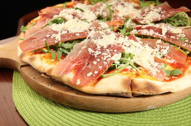 Prosciutto, rucola e parmiggiano dostava