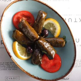 Dolma 450 din. Dolma