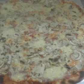 Capricciosa 470 din. Capricciosa