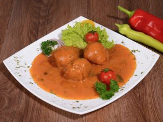 Shepherd’s meatballs in tomato sauce Čobanov odmor delivery