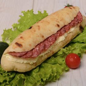 Čobanski somun sa sudžukom i kajmakom dostava