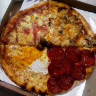 Quattro stagioni Di Marco pizza dostava