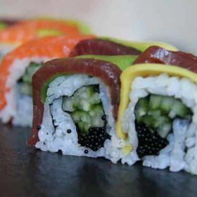 Rainbow rolls