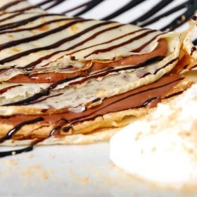 Palačinke sa nutelom i plazmom dostava