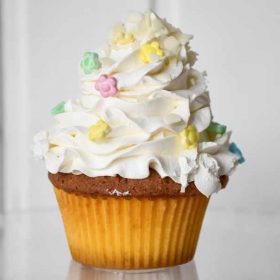Cupcake beli 130 rsd Cupcake beli