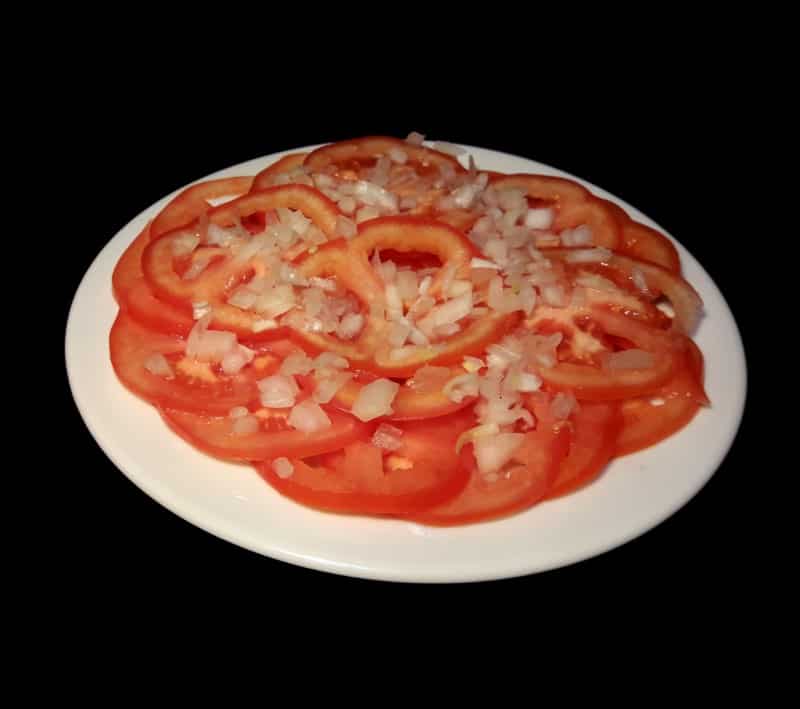 Paradajz salata dostava