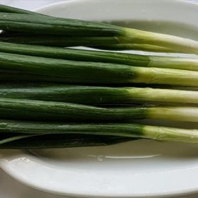Mladi luk dostava