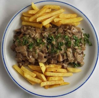 Turkey medallions with mushrooms Don Gedža Ugrinovci delivery