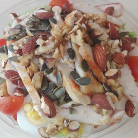 Salad meal with seeds