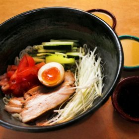 Marukoshi ramen salata
