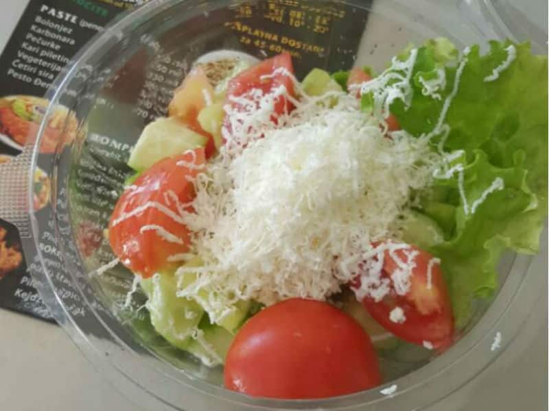 Shopska salad delivery