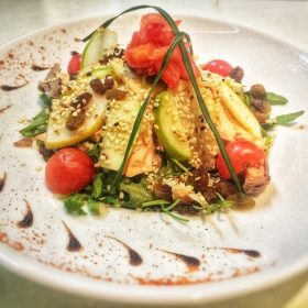Losos fresh salata