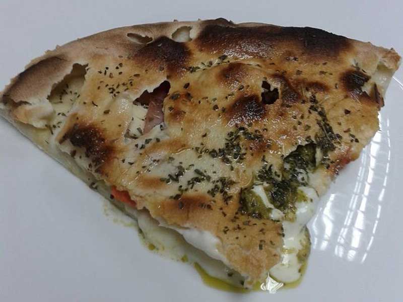 Focaccia di recco dostava