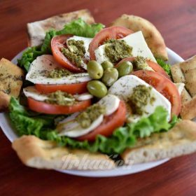 Kapreze salata