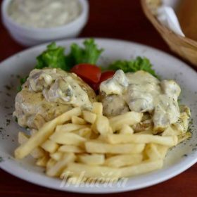 Pileći medaljoni sa pečurkama