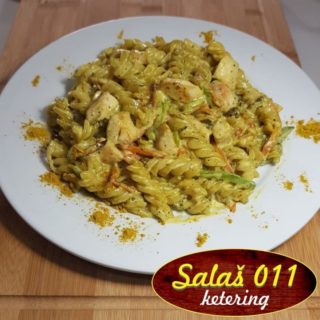 Pasta sa piletinom u kari sosu dostava