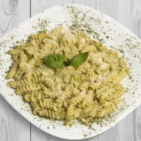 Pasta Pesto Genovese delivery