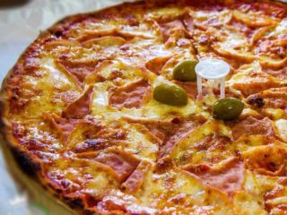 Vesuvio pizza Pizza King delivery