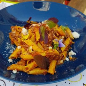 Bolonjeze pasta dostava