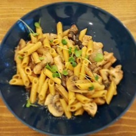 Pasta sa pečurkama dostava