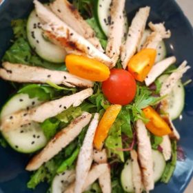 Salata sa piletinom dostava