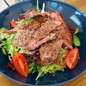 Salata sa ramstekom dostava