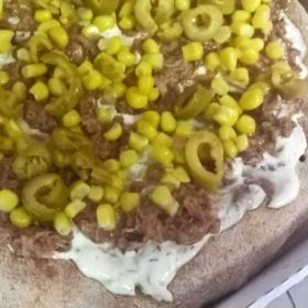 Tuna pica salata dostava