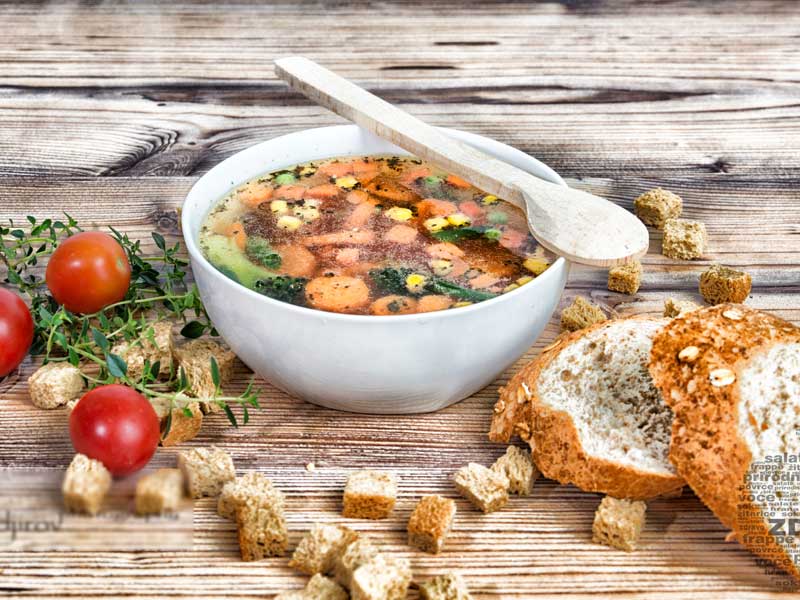 Minestrone soup of vegetables delivery