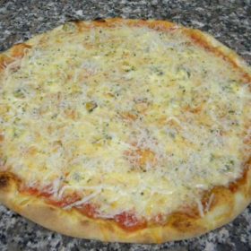 Quattro formaggi dostava