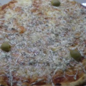 Quattro formaggi pizza delivery