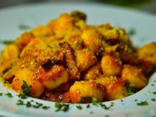 Njoke Amaticiana Pasta bar Bulevar dostava