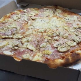 Capricciosa delivery
