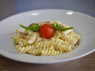 Pasta chicken Pasta bar Bulevar dostava