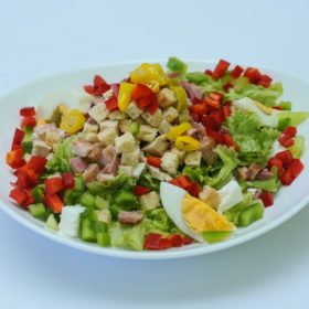Pikantna salata dostava