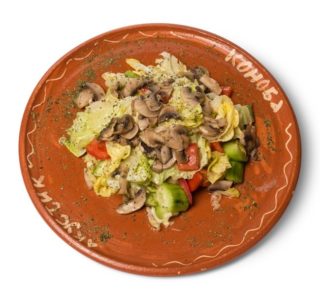 Salad with mushrooms Konoba Akustik delivery