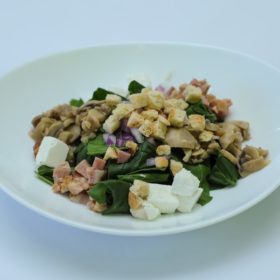 Salata sa spanaćem I piletinom dostava