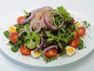 Salata sa tunjevinom dostava