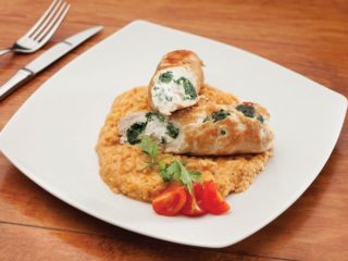 Chicken with ricotta and spinach Pomodoro delivery