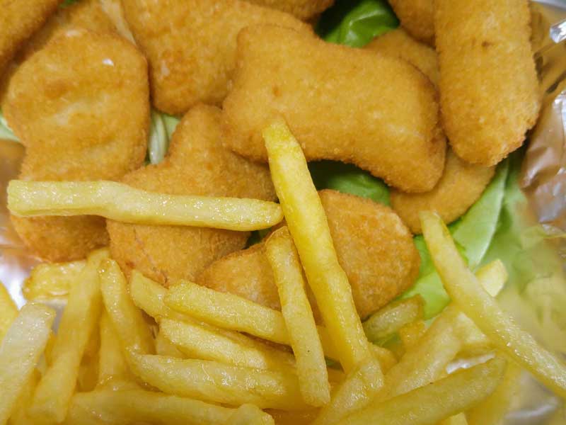Chicken nuggets + pomfrit + Debeljko sos + lepinja dostava