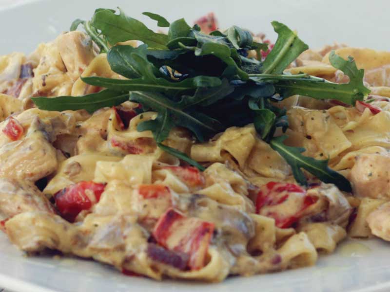 Tagliatelle Marco Pollo delivery
