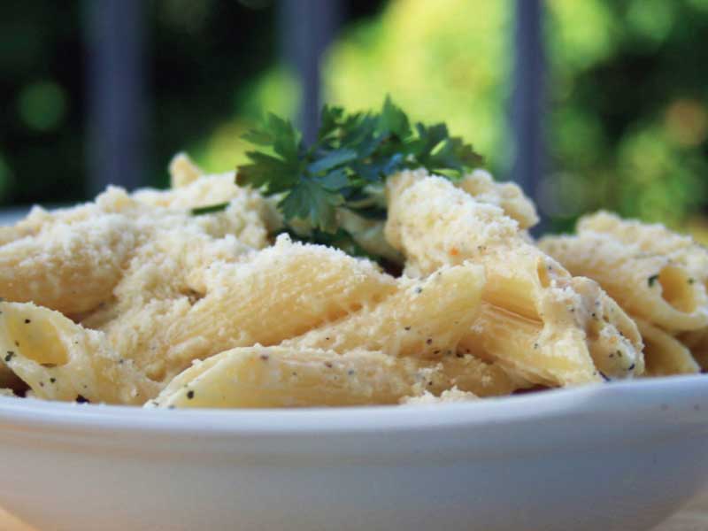 Pasta Quattro formaggi delivery