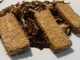 Pohovani tofu sa povrćem dostava