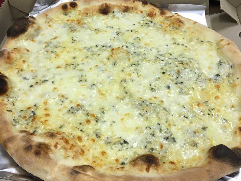 Quattro Formaggi dostava
