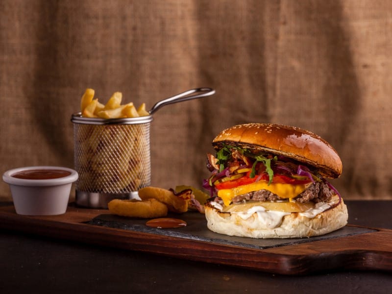Brunch burger delivery