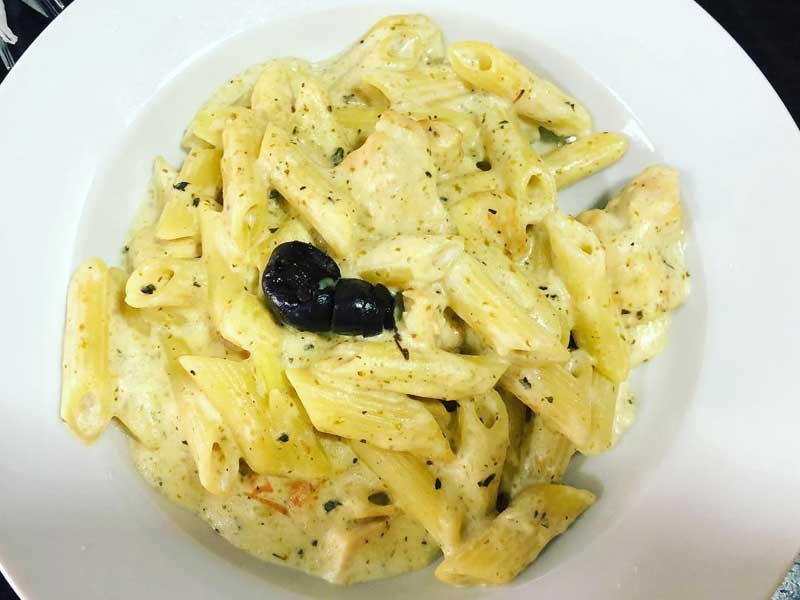 Pasta Quatro Formaggi dostava
