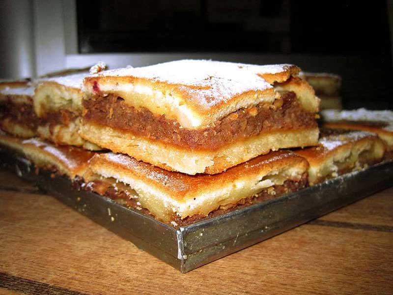 Pita sa jabukama dostava