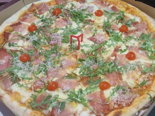 Prosciutto pizza Naj pizza i sendvič bar delivery